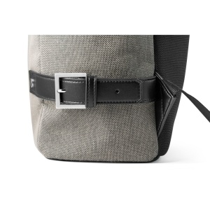 DIVERGENT BACKPACK II. Rucsac pentru laptop până la 15.6'' din material textil și PU