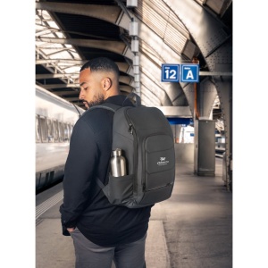 TOULON. Rucsac pentru laptop fabricat din rPET 600D de înaltă densitate, cu finisaj rezistent la apă și căptușeală – fotografie produs 3