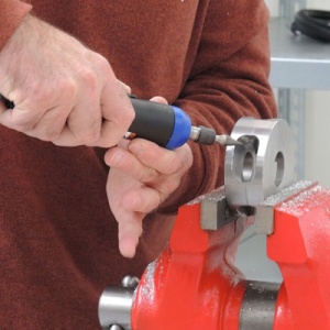 GDS 030-250BXES DEPRAG Polizor pneumatic drept tip biax cu penseta Ø6mm, 300W, 25.000rpm, regulator integrat si amortizor - Img 2