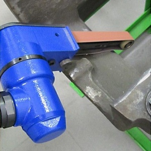 GB 050-025BX DEPRAG Slefuitor pneumatic cu banda ingusta 19x480mm, 500W, 16.000rpm - include 9 benzi abrazive: P60 P80 P120 - Img 2
