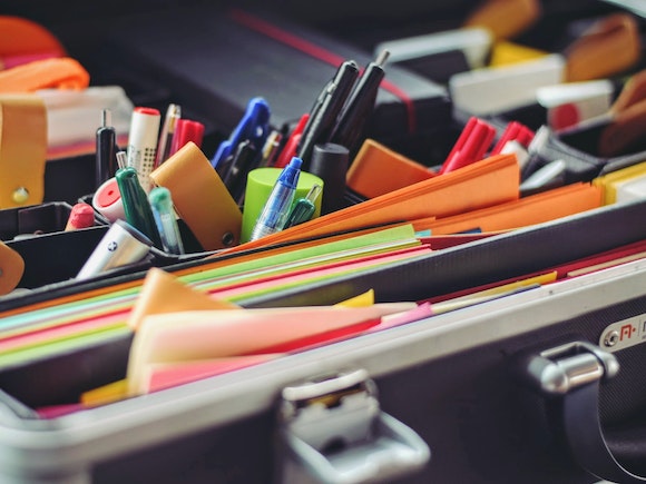 De ce să îți accesorizezi trolerul cu un organizator pentru documente