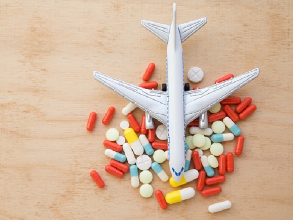 Medicamente în bagajul de cală: ce am voie, ce nu am voie
