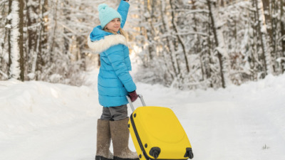 Ce să împachetezi pentru o vacanță la munte cu copiii?