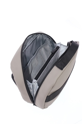Geantă de cosmetice unisex Vogart Sync 28x19x10 cm, poliester impermeabil, cu protecție RFID, 5.3L, bej - Img 3