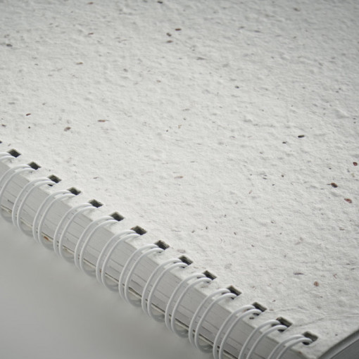 Notebook A5 cu copertă din hârtie