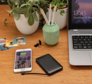 Powerbank de buzunar de 5.000 mAh cu cabluri integrate - Img 10