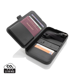 Swiss Peak RCS din materiale reciclate, cu încărcător 3-în-1.