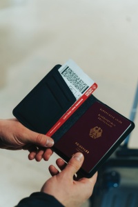 Trackmate suport pentru pașaport din poliester reciclat RCS cu localizare globală - Img 11