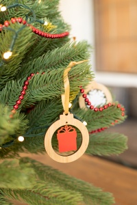 Ornament brad, cutie cadou - Img 2