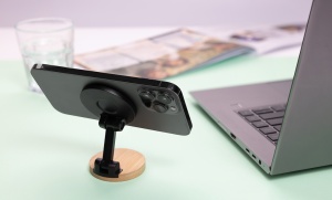 Magmount RCS recycled plastic and bamboo phone stand - Img 12