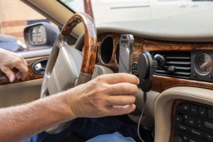 Suport auto PowerCruze RCS din plastic reciclat, cu încărcare magnetică de 15W - Img 11