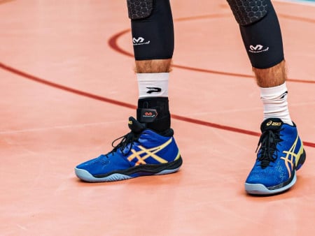 Orteză pentru Gleznă McDavid Phantom 3+ 4305 – Glezniere Sportivă Premium fără Șireturi, Ultra-Ușoară - Img 2