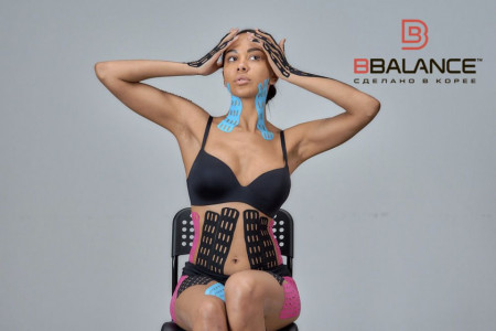 Bandă Kinesiologică pentru Drenaj Limfatic BB LYMPH TAPE™ 5cm x 5m – Bandă Perforată Albastră pentru Celulită și Limfedem - Img 4