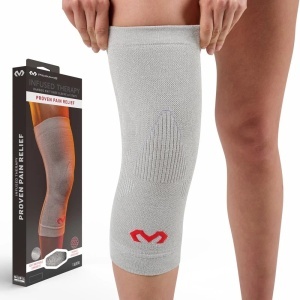 Анатомична плетена наколенка със странични банели McDavid Infused Knit Knee Sleeve with Stays 31050R