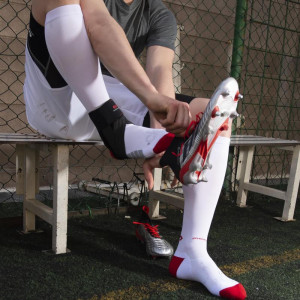 Футболна Ортеза за Глезен McDavid Stealth Cleat (4314) – С Каишки Фигура-8 за Бутонки - Img 2