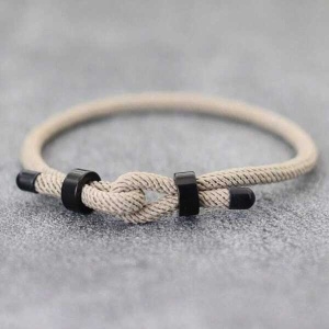 Brățară handmade din șnur 