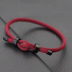 Brățară handmade din șnur 