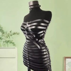 Rochie festival din piele ecologica cu bretele si catarame metalice, negru #ZZ4678