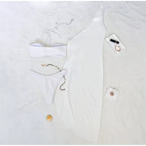 Costum de baie 3 piese cu rochie pe un umar si elemente metalice aurii decorative, alb #ZZ3050 - Img 5