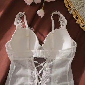 Set lenjerie intima sexy din dantela, cupe buretate, snur la spate, ciorapi, 3 piese, alb #ZZ4478 - Img 12