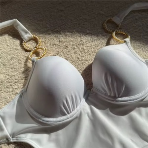 Costum de baie intreg cu cupe tari din burete și catarame metalice decorative, alb #ZZ1062 - Img 5