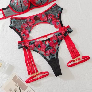 Set lenjerie intima sexy din dantela brodata cu motive florale, rosu/ negru, 3 piese #ZZ4633 - Img 10