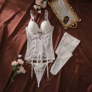 Set lenjerie intima sexy din dantela, cupe buretate, snur la spate, ciorapi, 3 piese, alb #ZZ4478 - Img 9