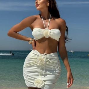 Costum de baie 3 piese cu fusta si trandafiri decorativi, alb ivoire #ZZ3036 - Img 2
