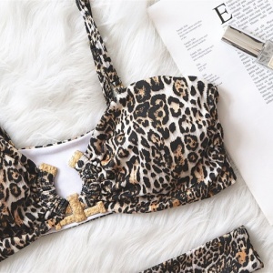 Costum de baie 2 piese cu imprimeu leopard si catarame metalice decorative, maro #ZZ2808 - Img 10
