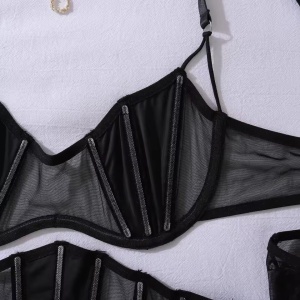 Set lenjerie intima sexy cu balene de sustinere, manusi si ciorapi, 5 piese, negru #ZZ4225 - Img 11