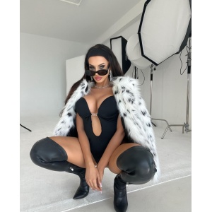 Body sexy pentru tinute cu spatele gol, cu decolteu adanc si bretele din silicon, negru #ZZ4392 - Img 11