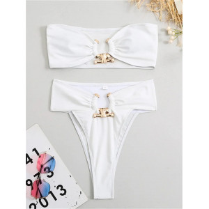 Costum de baie 2 piese cu talie inalta si accesorii metalice aurii, alb #ZZ2024 - Img 3