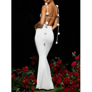 Rochie sexy lunga mulata, cu spatele gol si trandafiri decorativi, alb #ZZ1045