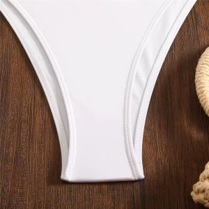 Costum de baie 3 piese cu fusta si flori decorative, alb #ZZ3051 - Img 12