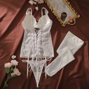 Set lenjerie intima sexy din dantela, cupe buretate, snur la spate, ciorapi, 3 piese, alb #ZZ4478 - Img 11