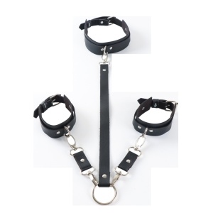 Accesoriu sexy tip ham din piele ecologica pentru gat si maini cu catuse, negru #ZZ4615 - Img 2