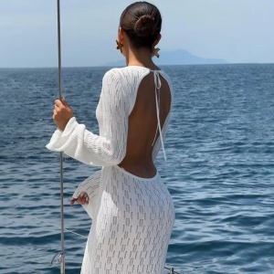 Rochie lungă sexy de plajă, tricotată, cu mâneci și spatele gol, alb #ZZ1083 - Img 2