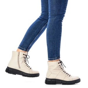 Ghete dama bej casual piele ecologica imblanite cu talpa joasa Rieker X3428-60-Bej