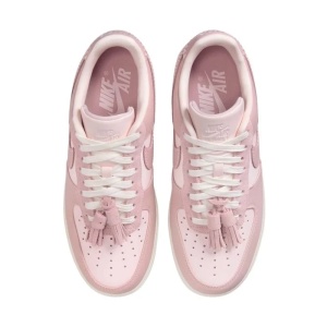 Pantofi dama roz sport piele intoarsa cu talpa groasa Nike WMNS Air Force 1 07 IB4654-661-Roz