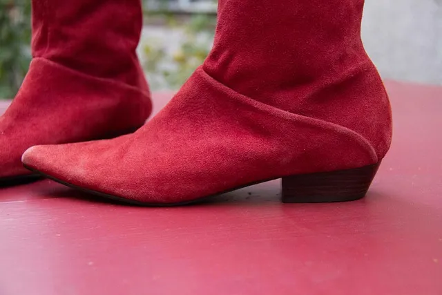 ghete burgundy