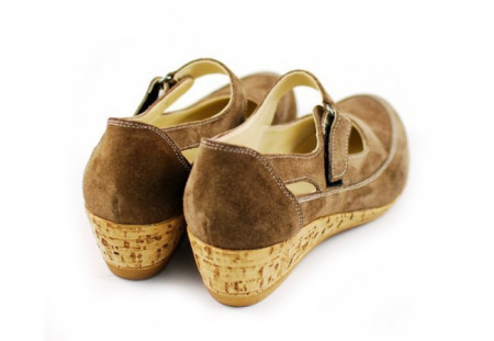 Pantofi dama piele naturala maro velur cu platforma cod P87MVEL - Made in Romania - Img 2