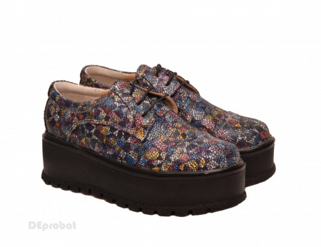 Pantofi dama cu talpa inalta 5,5 cm multicolori din piele naturala cod P178