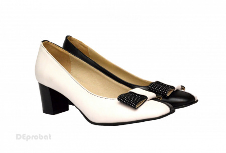 Pantofi dama cu toc aplicat din piele naturala cod P358