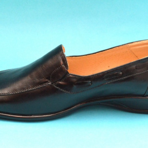 Pantofi dama piele naturala negri cu elastic cod P56 - Made in Romania - Img 4