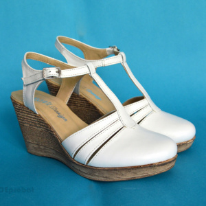 Sandale dama albe cu platforma din piele naturala cod S55ALB