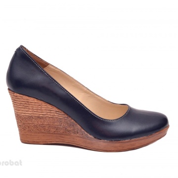 Pantofi bleumarin dama fabricati manual in Romania