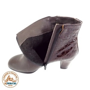 Botine din piele lac cu toc de 7 cm Maro cu blanita