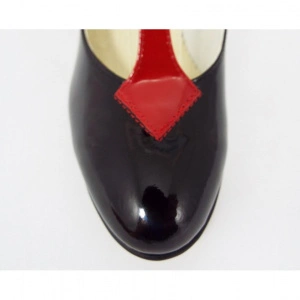 Pantofi stiletto lacuiti dama eleganti din piele naturala