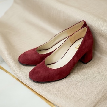 Pantofi damă cu toc bloc din piele întoarsă vișinie – Model Victoria