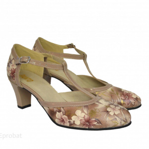 Pantofi dama cu toc aplicat din piele naturala cod P371